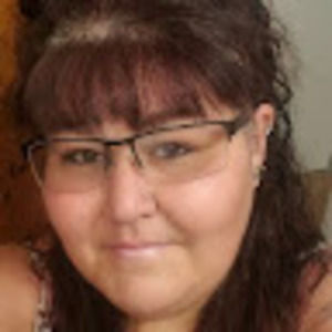 Meet your Posher, Suzanne